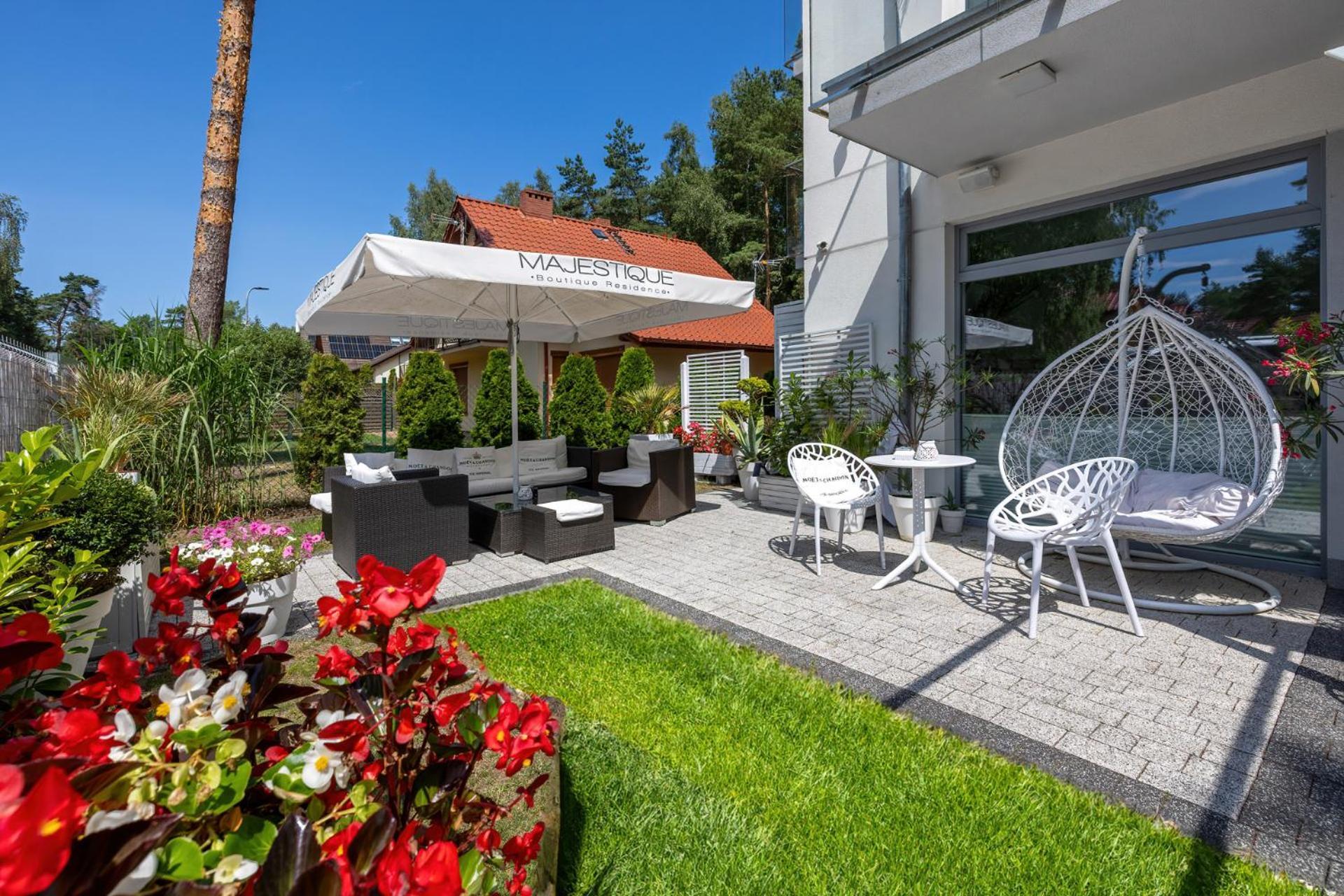 Majestique Hotel Pobierowo Bagian luar foto