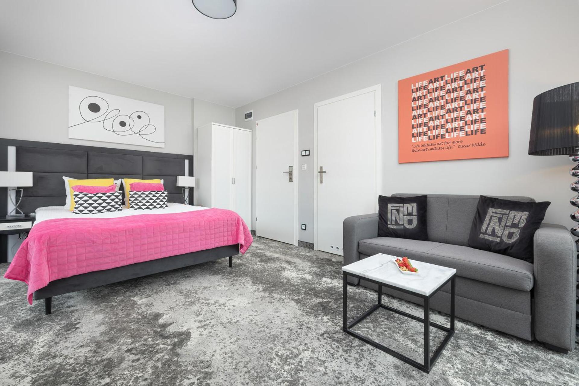 Majestique Hotel Pobierowo Bagian luar foto